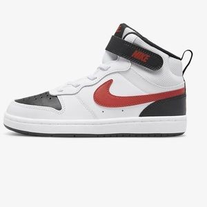 SOLD OUT‼️Classic sneakers Mid top Nike shoes 13 C